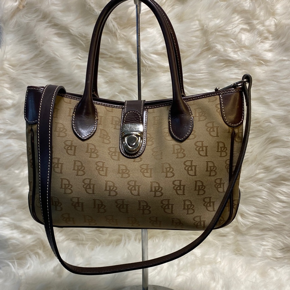 Dooney‎ & Bourke Tan and Brown signature Satchel Shoulder vintage roomy